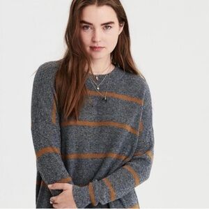 American Eagle Outfitters Jegging Fit Sweater